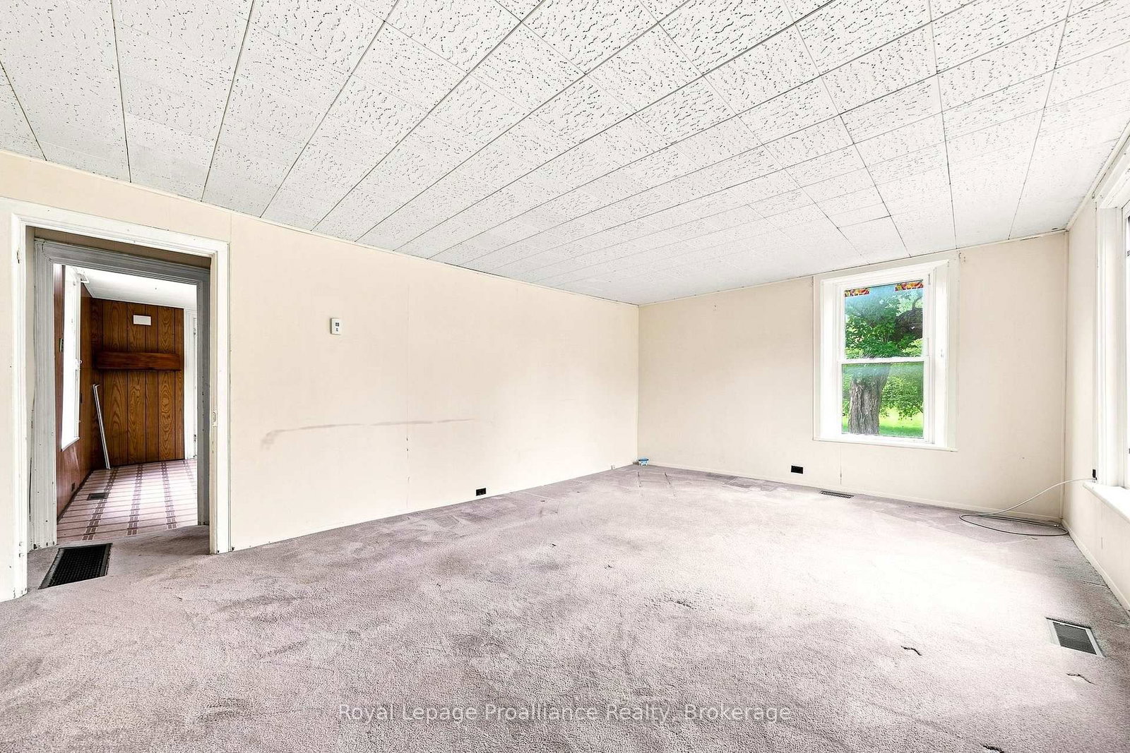 380-384 Main Street • Prince Edward County, ON photo 42