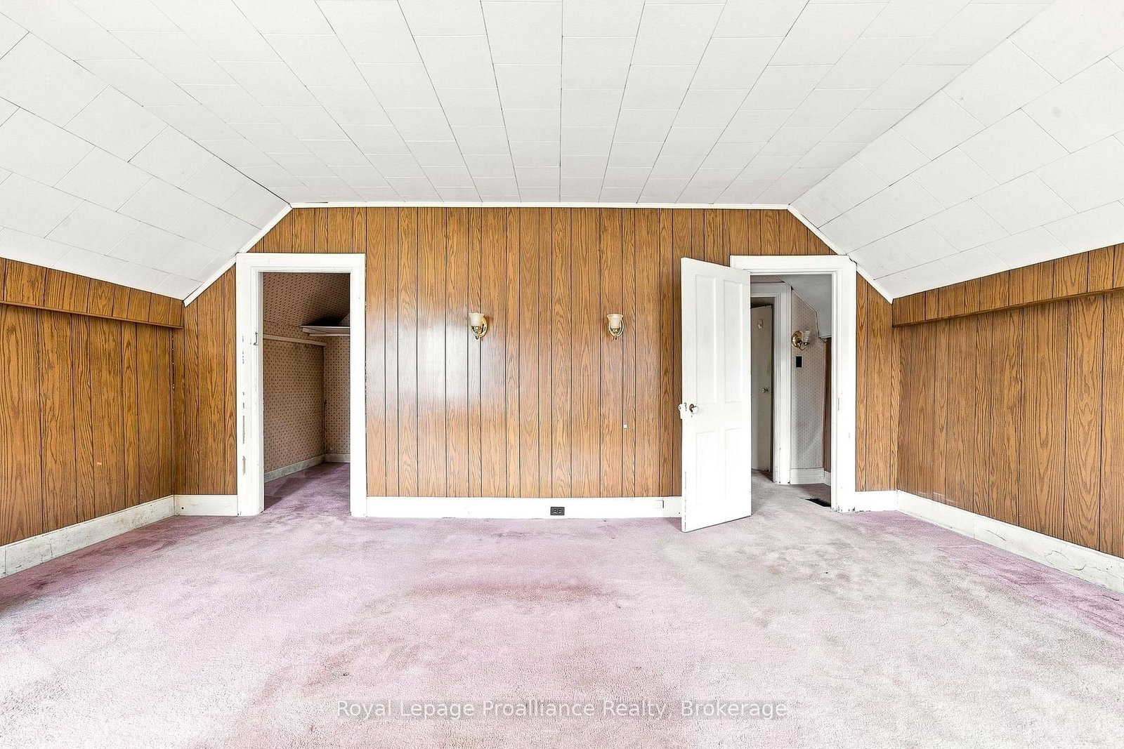 380-384 Main Street • Prince Edward County, ON photo 45