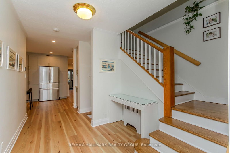 220 Cowley Avenue