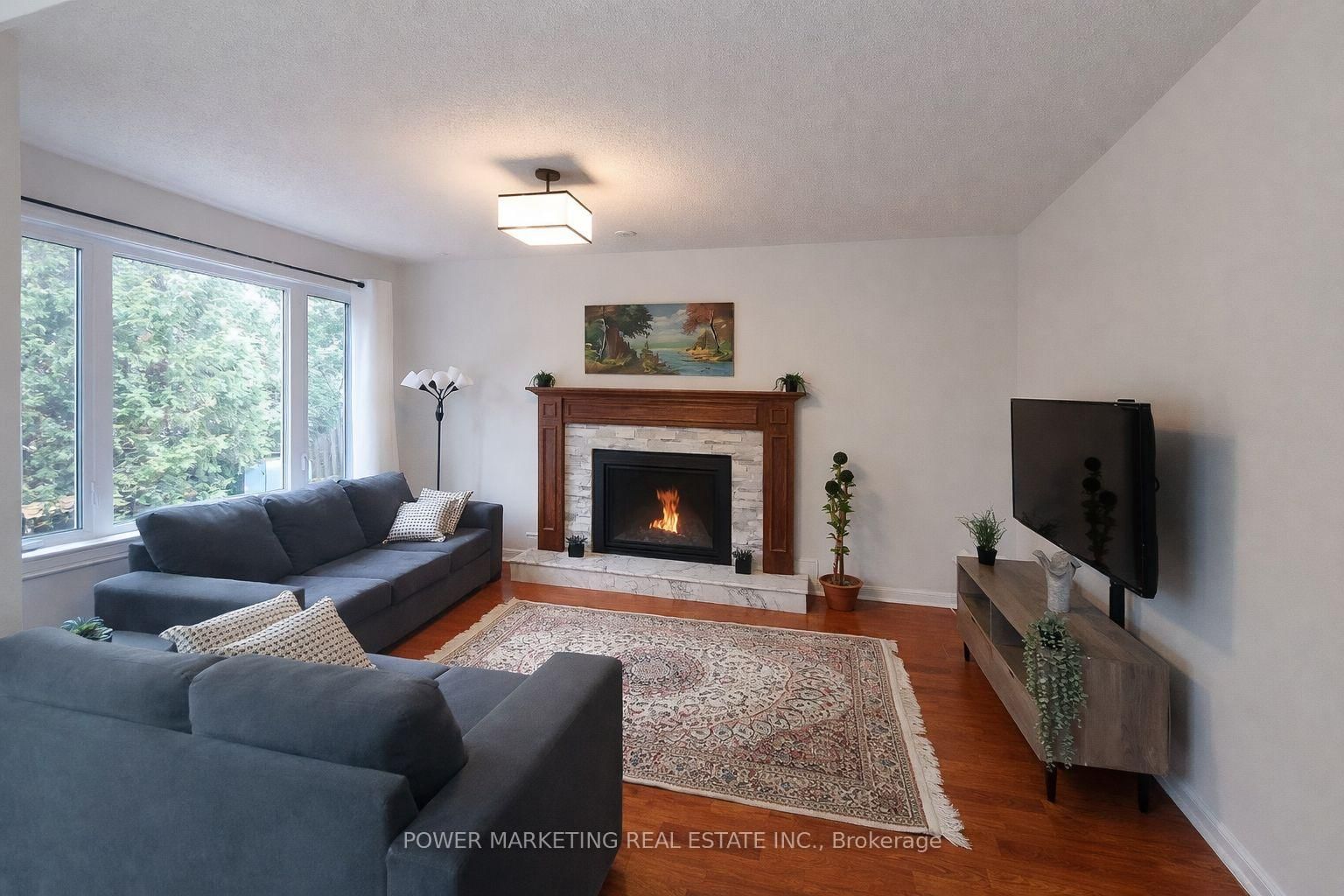 29 TAJ Court • Ottawa, ON photo 10