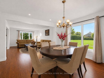 29 TAJ Court • Ottawa, ON photo 8