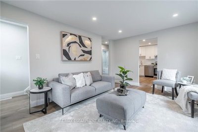88 Ivon Avenue • Hamilton, ON photo 6
