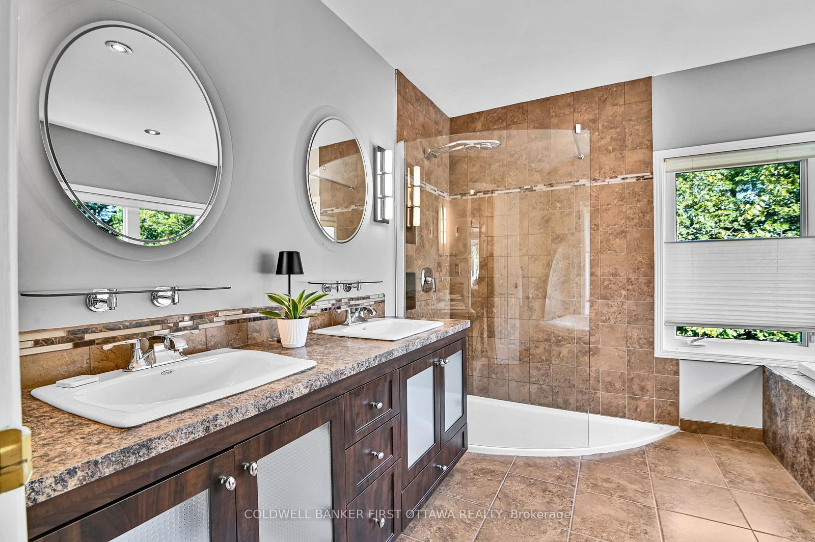 605 Brookridge Crescent • Orleans, ON photo 21