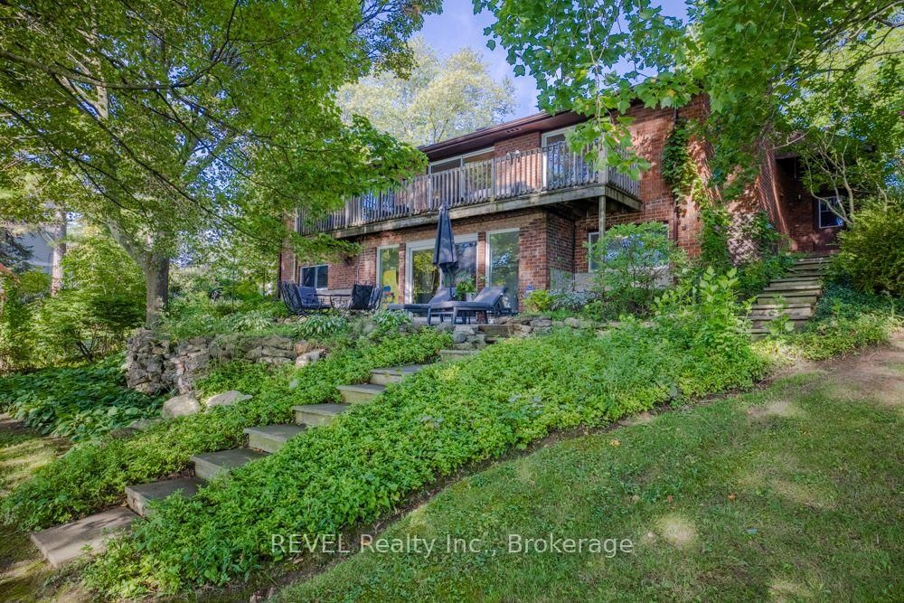 254 Prospect Point Road • Fort Erie, ON photo 1