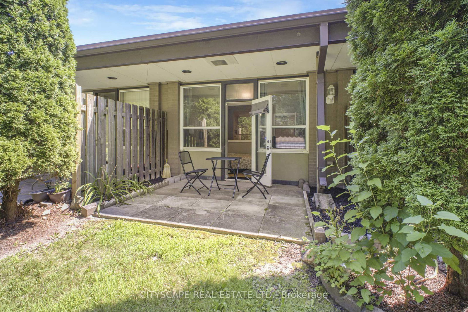 6350 Dorchester Road • #104 • Niagara Falls, ON photo 17