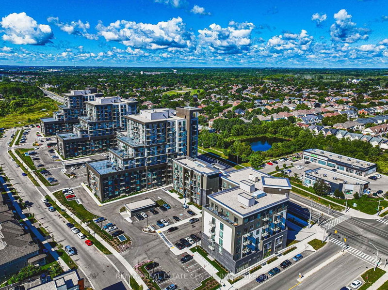 1202 - 470 Dundas Street E
