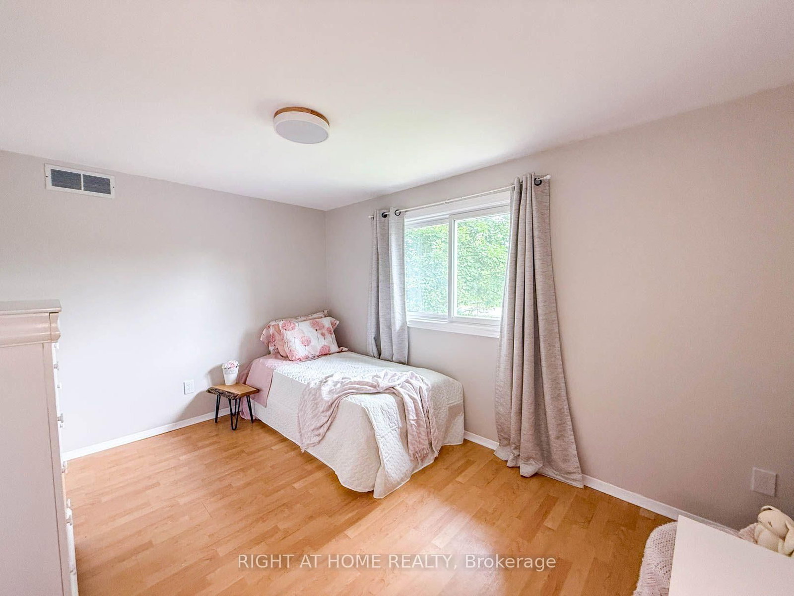 2623 Kaymar Crescent • Sarnia, ON photo 13