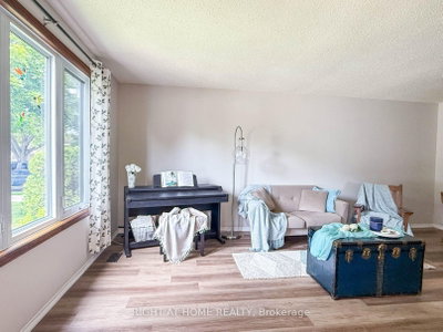 2623 Kaymar Crescent • Sarnia, ON photo 5