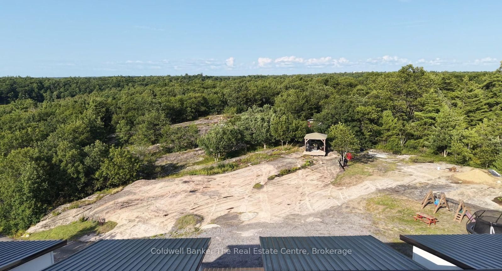 1317 North Muldrew Lake Road • Gravenhurst, ON photo 11