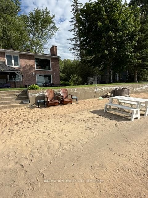 4372 Armitage Avenue W • Ottawa, ON photo 9