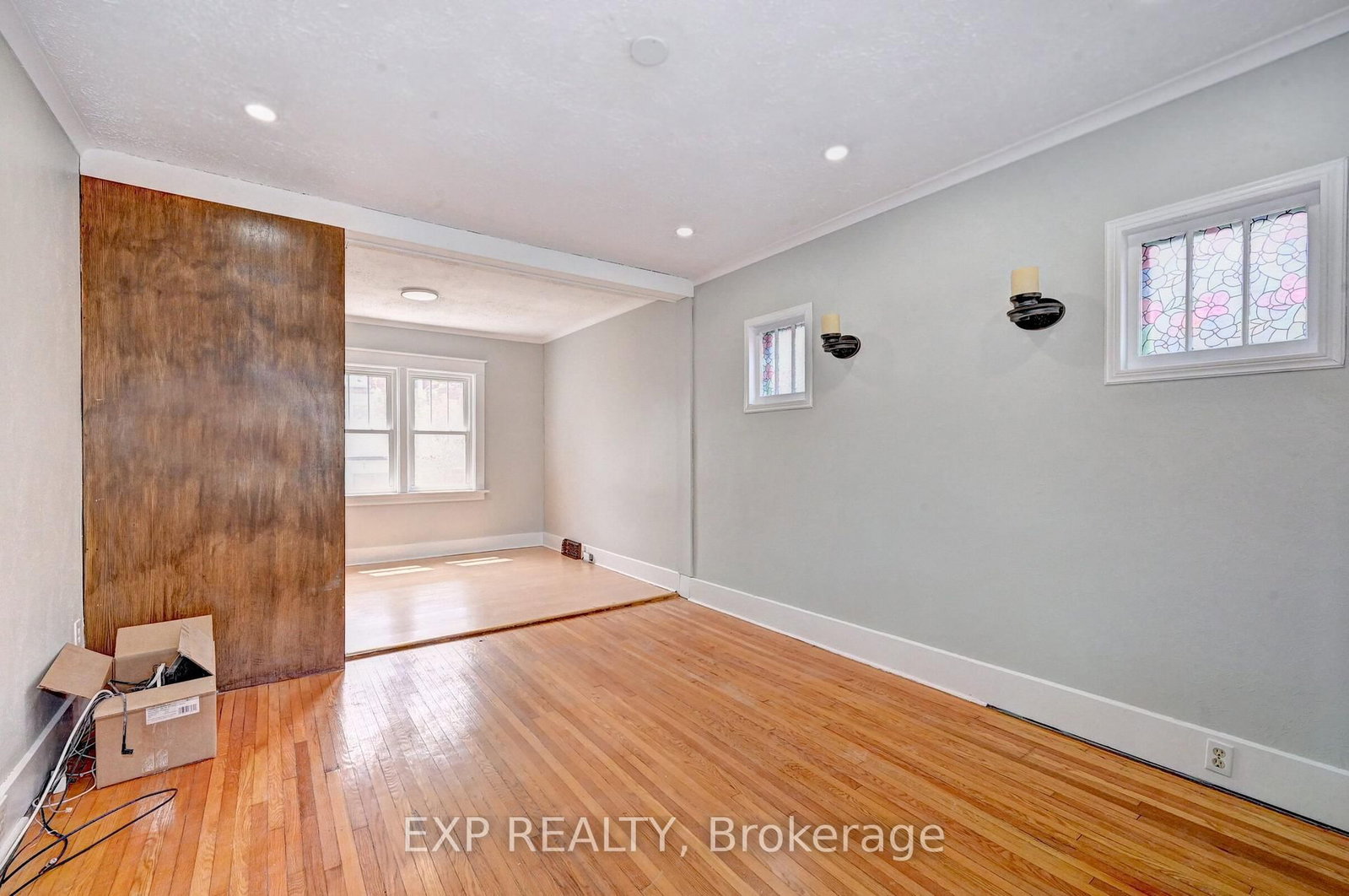 147 Courtland Avenue E • Kitchener, ON photo 11