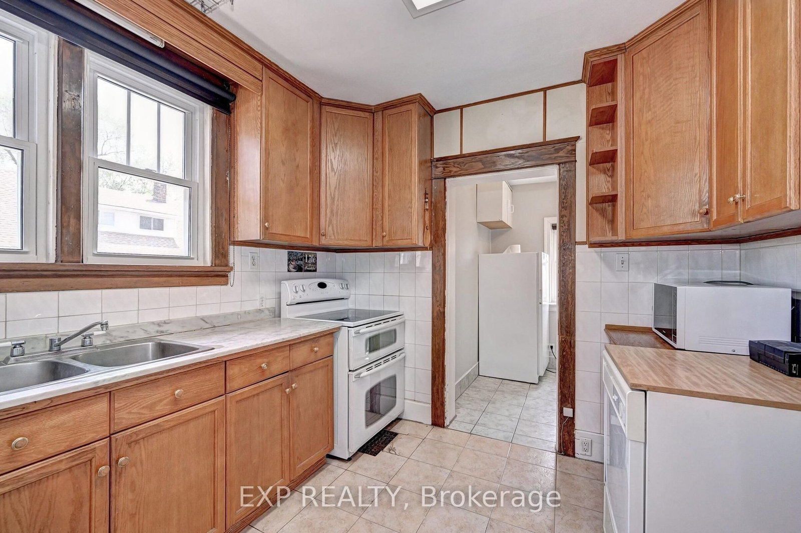 147 Courtland Avenue E • Kitchener, ON photo 17