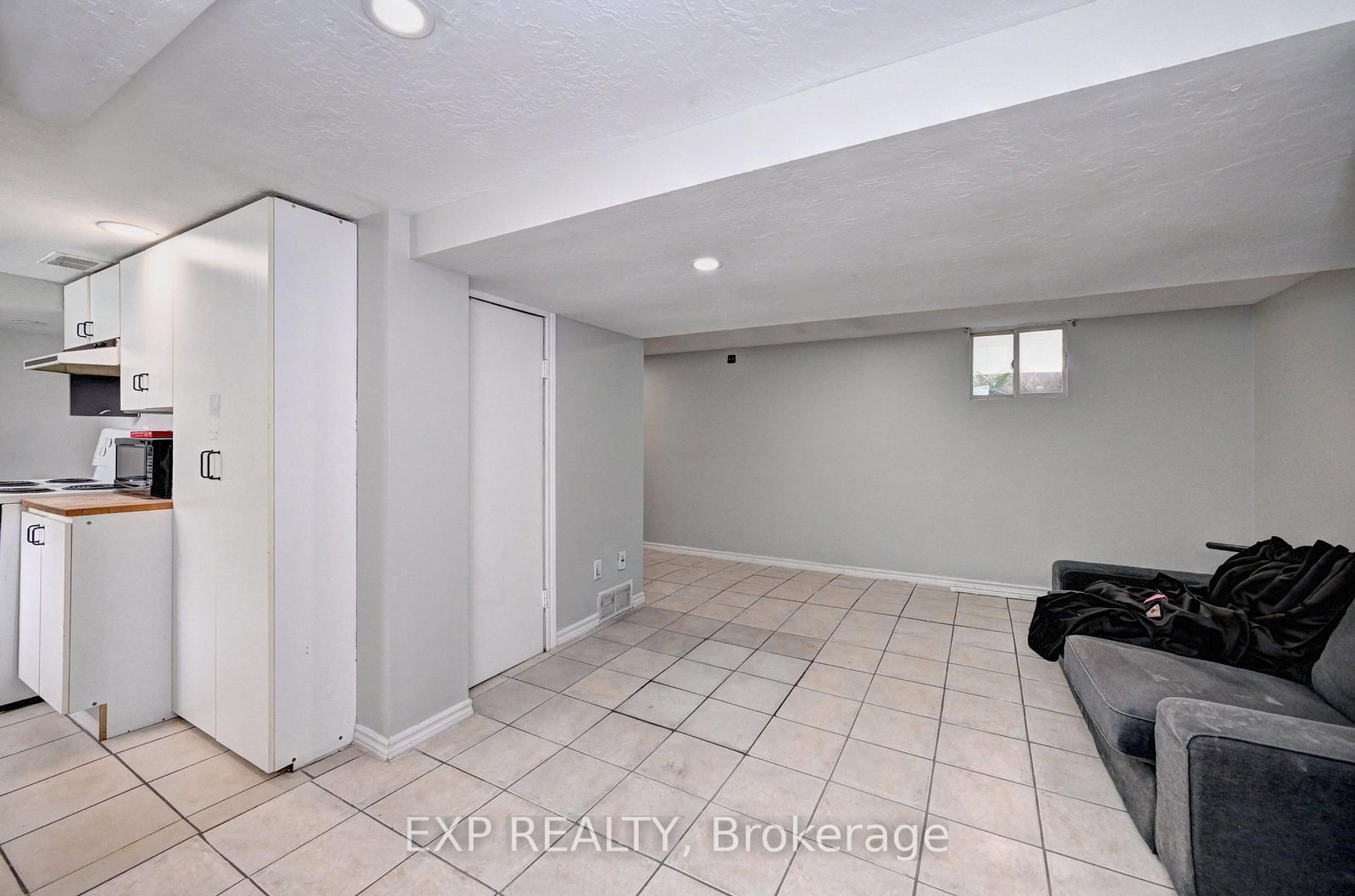 147 Courtland Avenue E • Kitchener, ON photo 40