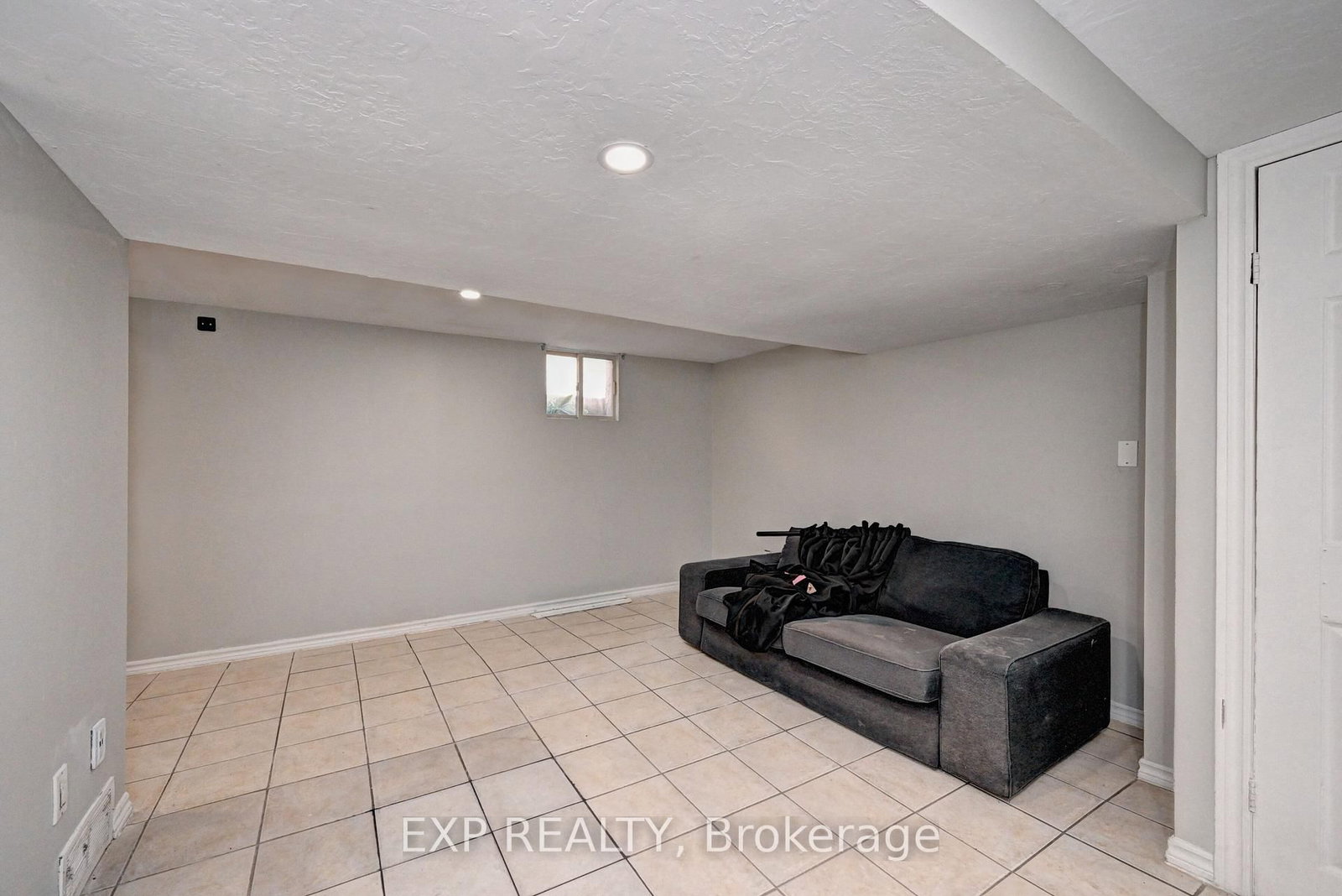 147 Courtland Avenue E • Kitchener, ON photo 41