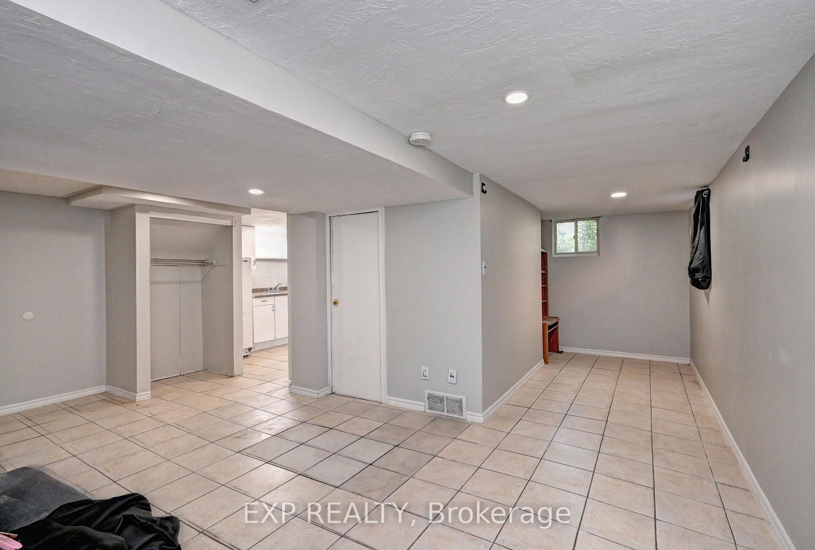 147 Courtland Avenue E • Kitchener, ON photo 42