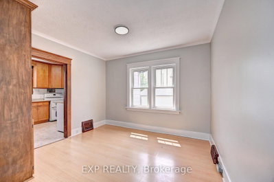147 Courtland Avenue E • Kitchener, ON photo 8