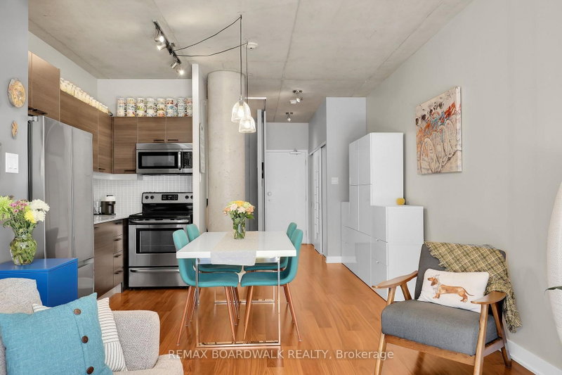 524 - 349 Mcleod Street