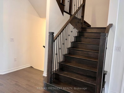 39 Aitchison Avenue • Southgate, ON photo 4