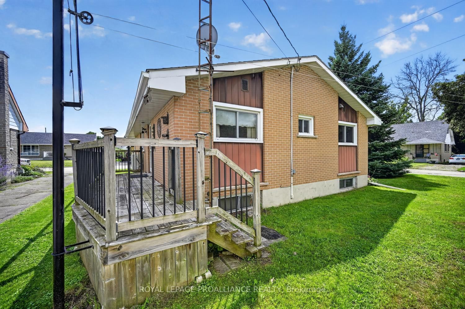 402 Linda Street • Prescott, ON photo 30