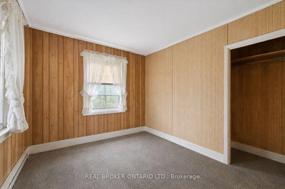 36 Elgin Street E • Woolwich, ON photo 8