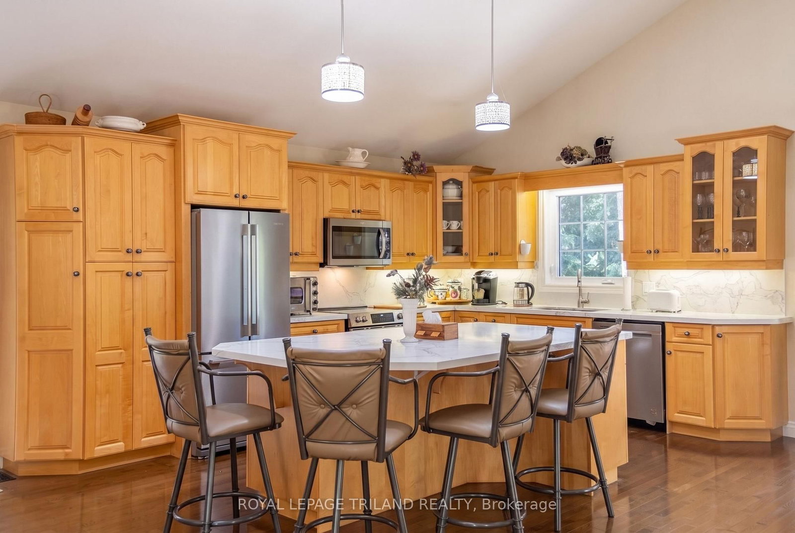 9958 Riverview Road • Lambton Shores, ON photo 21