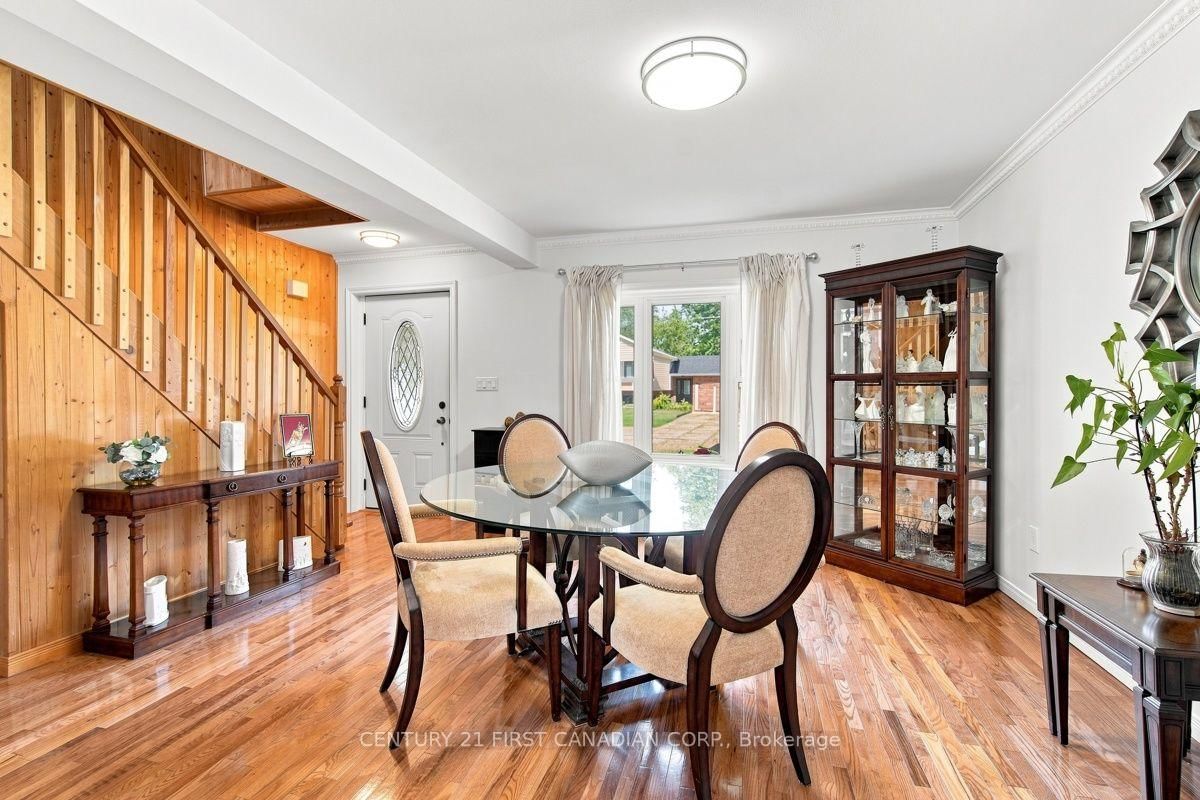 212 MAIN Street • West Elgin, ON photo 10
