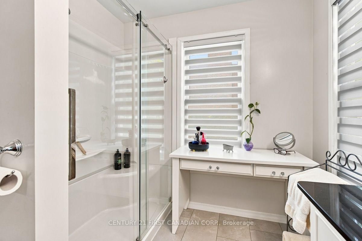 212 MAIN Street • West Elgin, ON photo 23