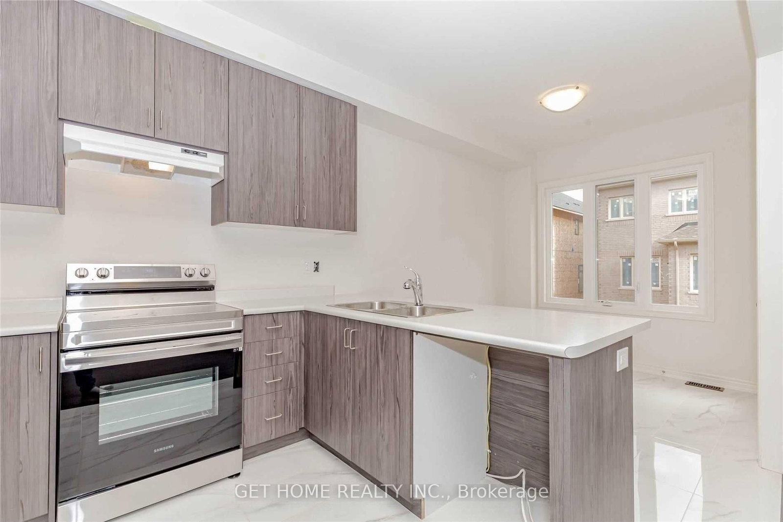 83 Westfield Crescent • Hamilton, ON photo 10