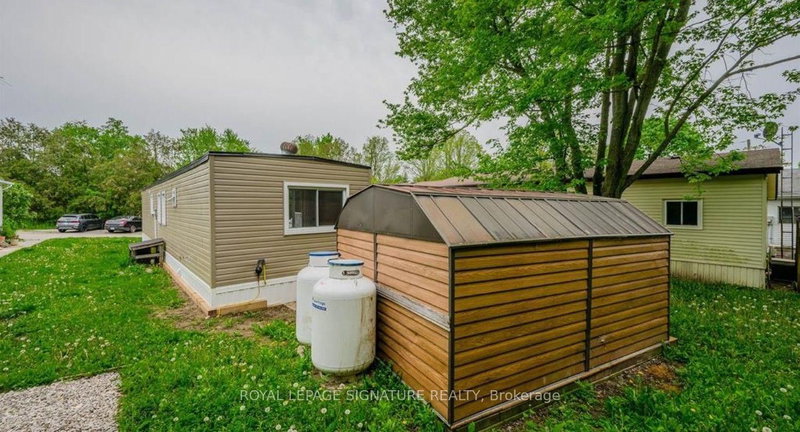 40 - 1294 8th Concession Road W