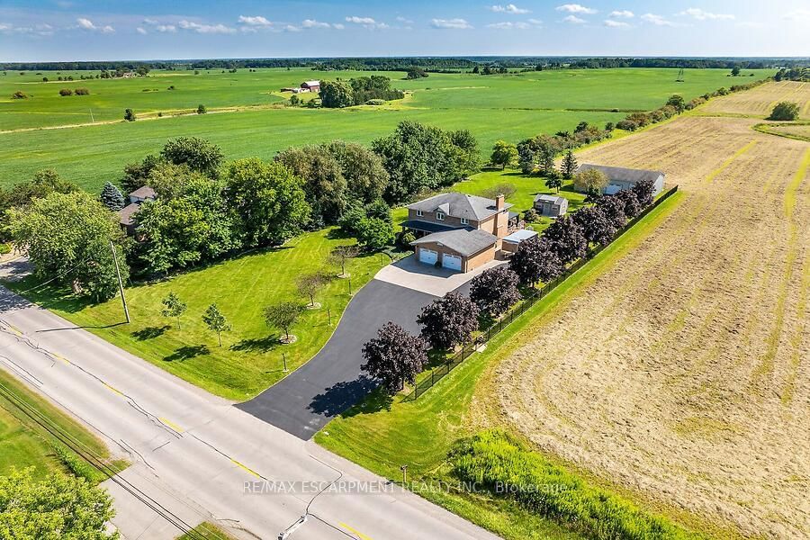 2265 Binbrook Road • Hamilton, ON photo 1