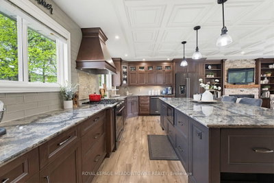 296 Progreston Road • Hamilton, ON photo 8