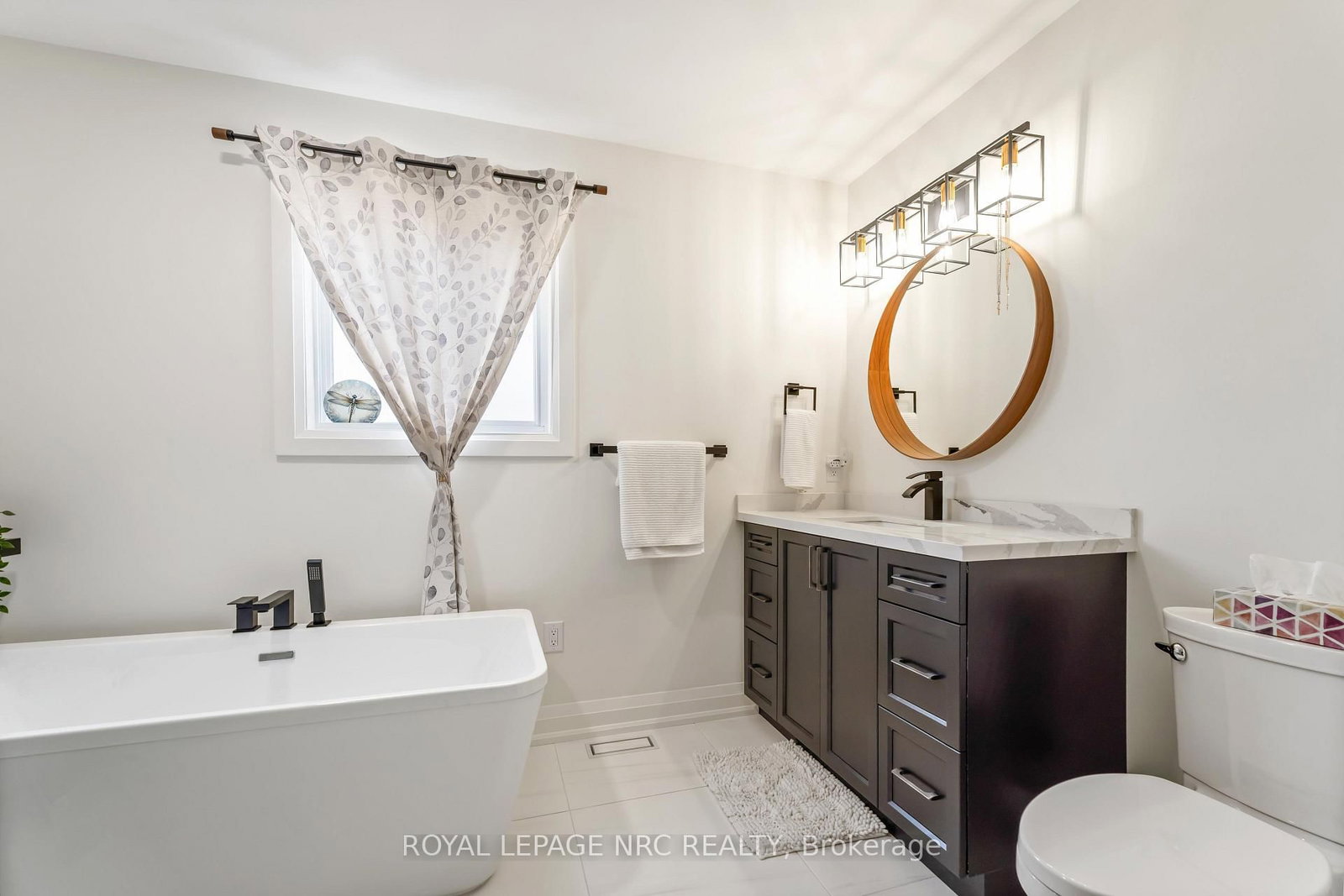3680 WEINBRENNER Road • Niagara Falls, ON photo 21