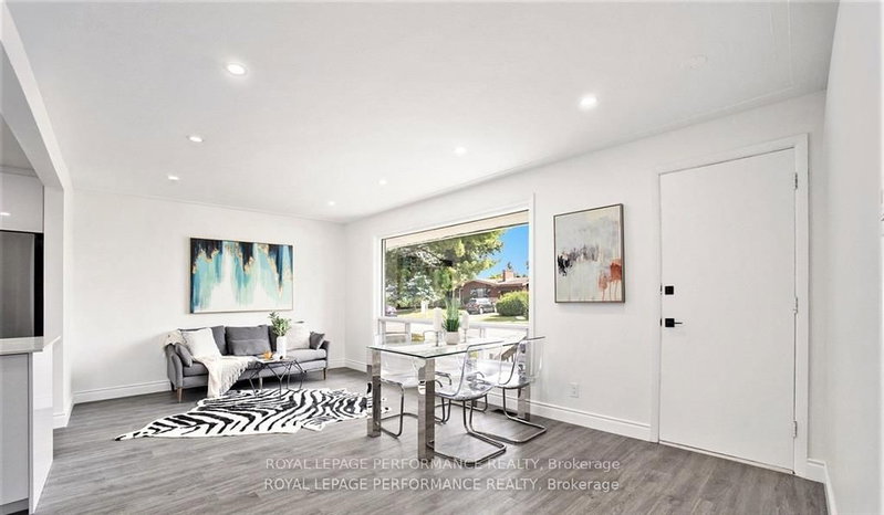 33 Majestic Drive N