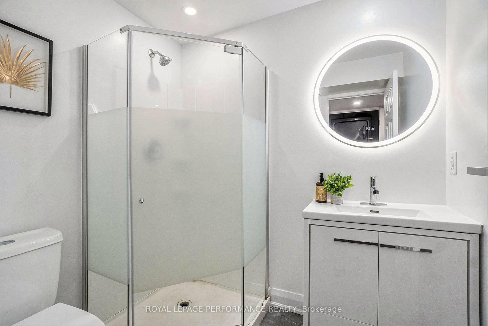 26 Majestic Drive • Ottawa, ON photo 29