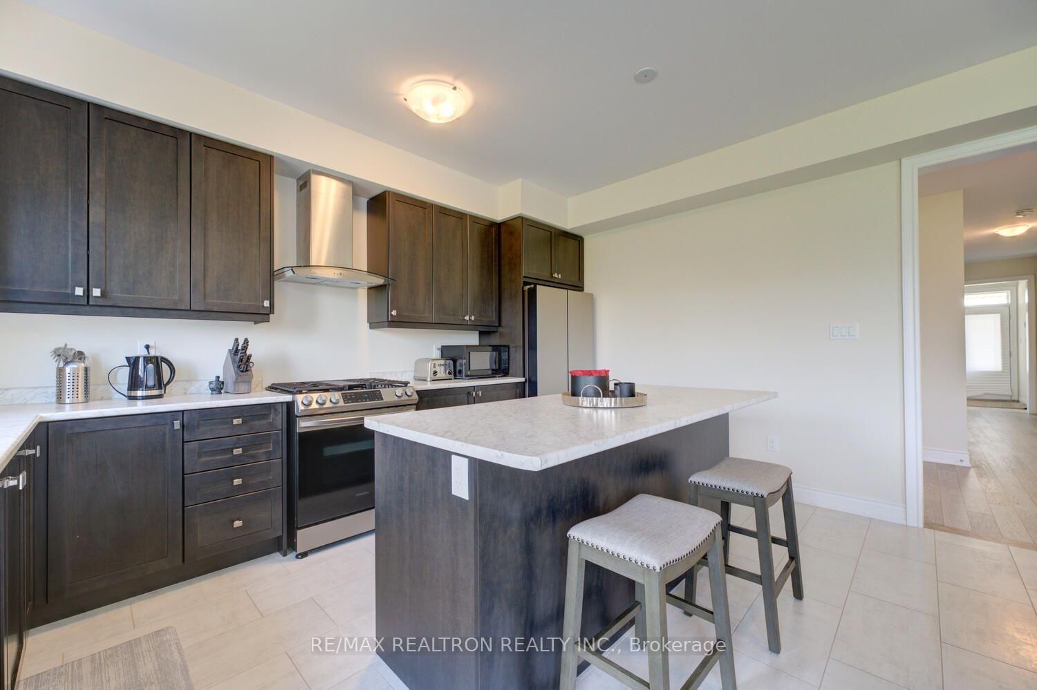 372 Blackburn Drive • Brantford, ON photo 13