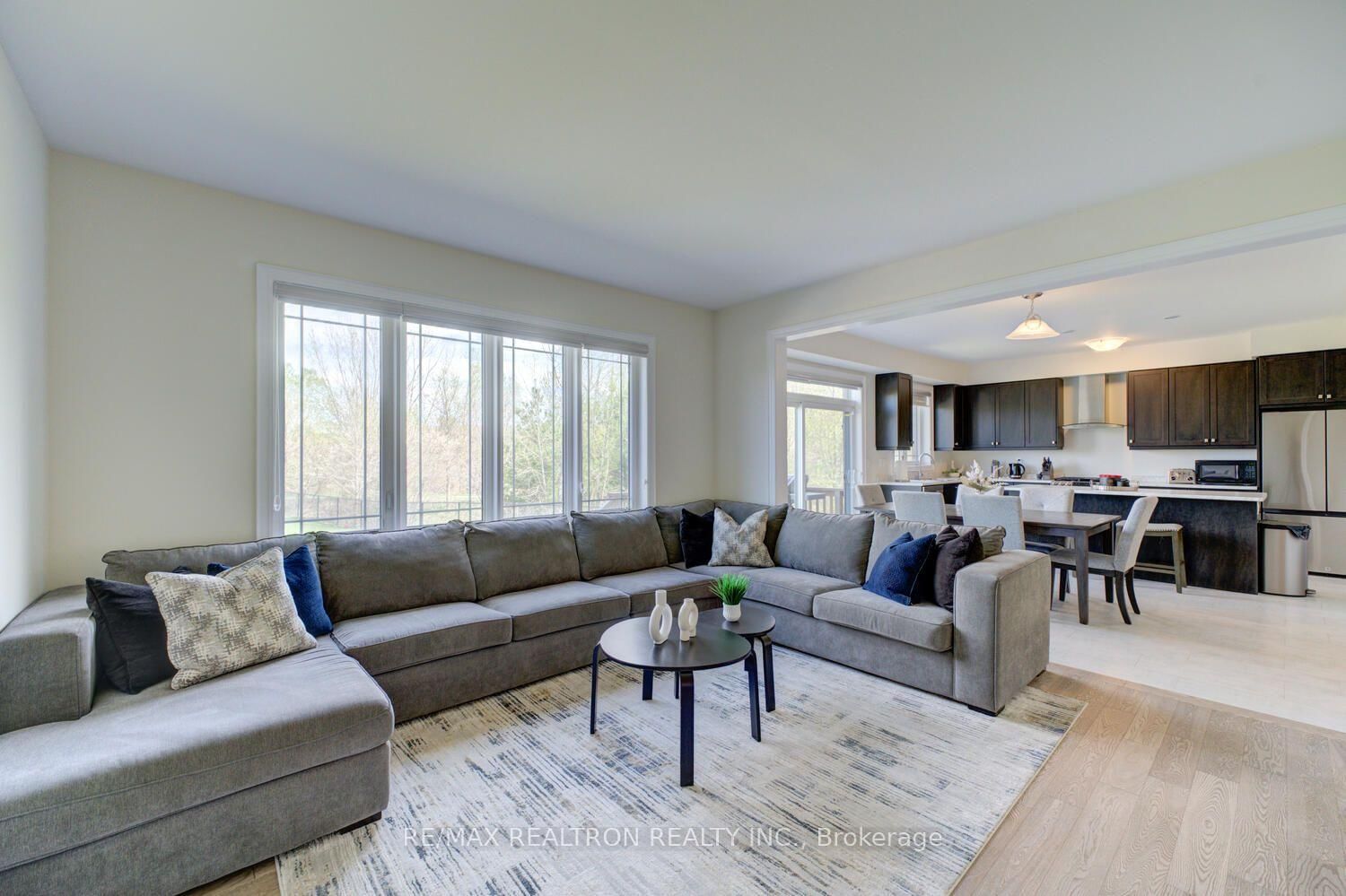 372 Blackburn Drive • Brantford, ON photo 16