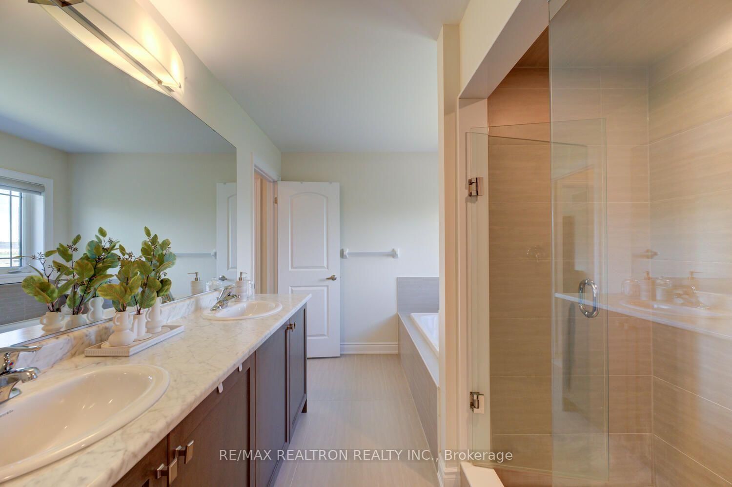 372 Blackburn Drive • Brantford, ON photo 27