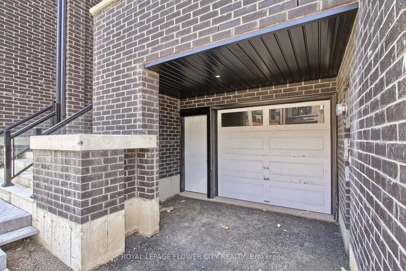 33 Sidney Rose Common