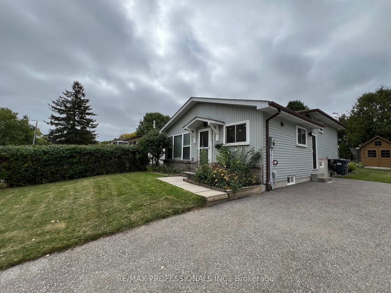 373 West Acres Drive