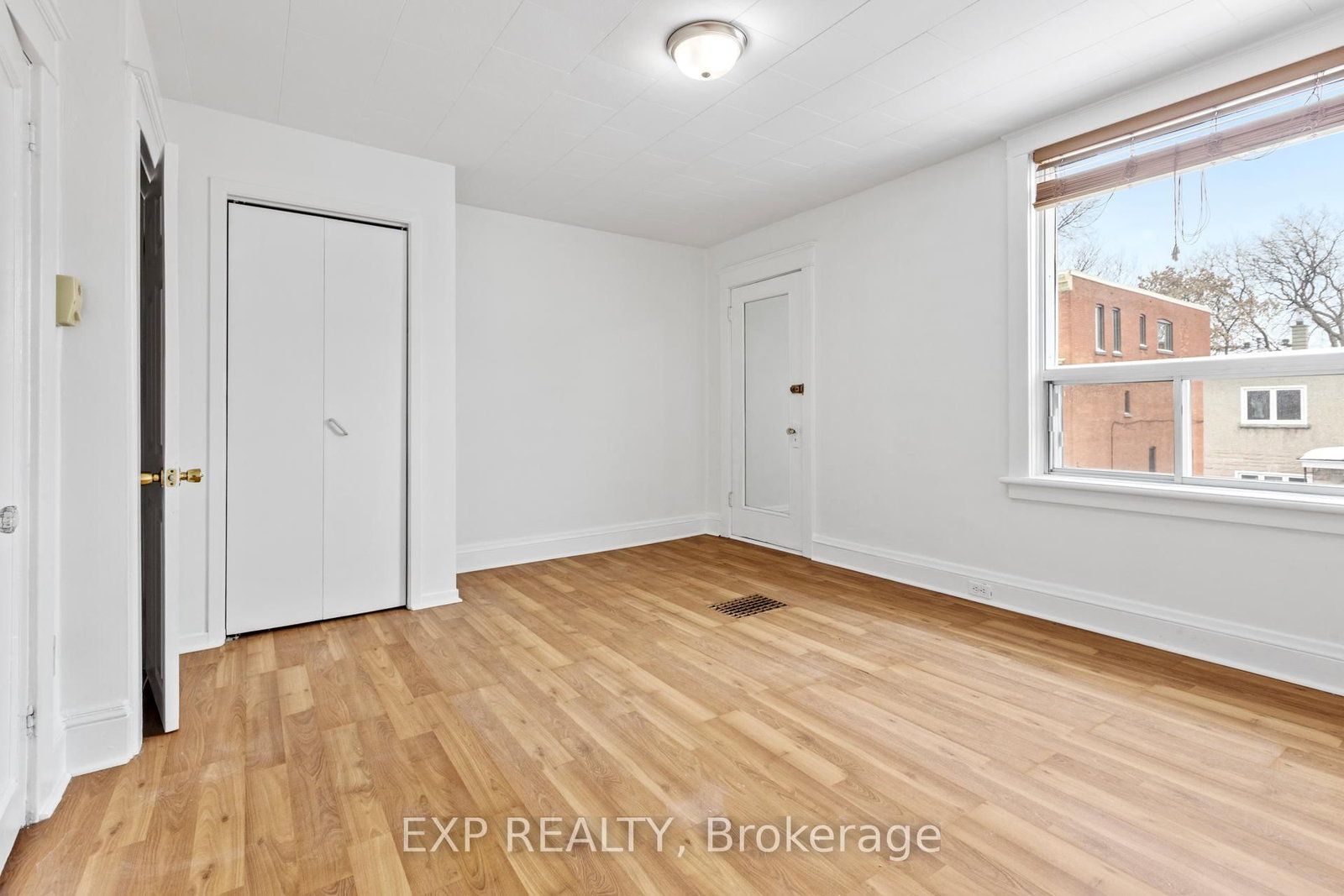 292-294 Clarence Street • Ottawa, ON photo 34