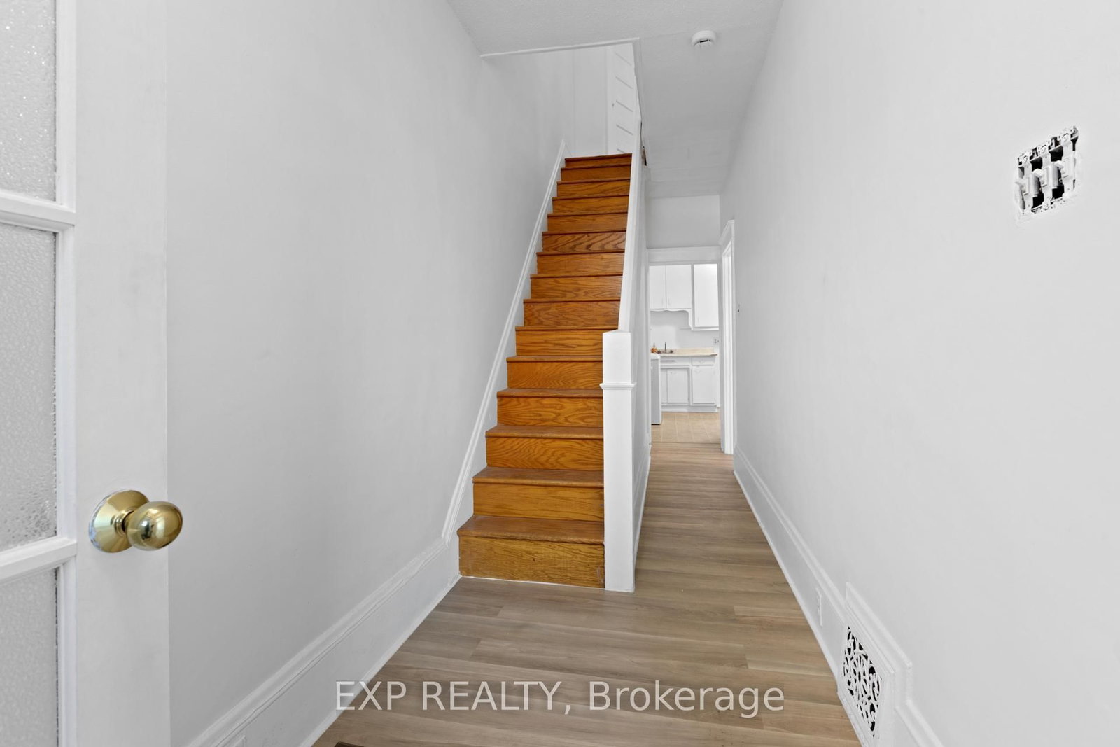 292-294 Clarence Street • Ottawa, ON photo 5