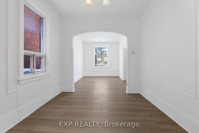 292-294 Clarence Street • Ottawa, ON photo 9