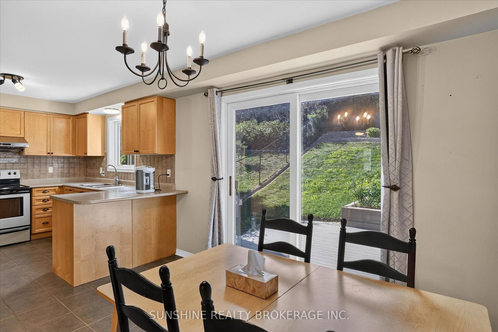 254 TOBIN Court • Peterborough, ON photo 11