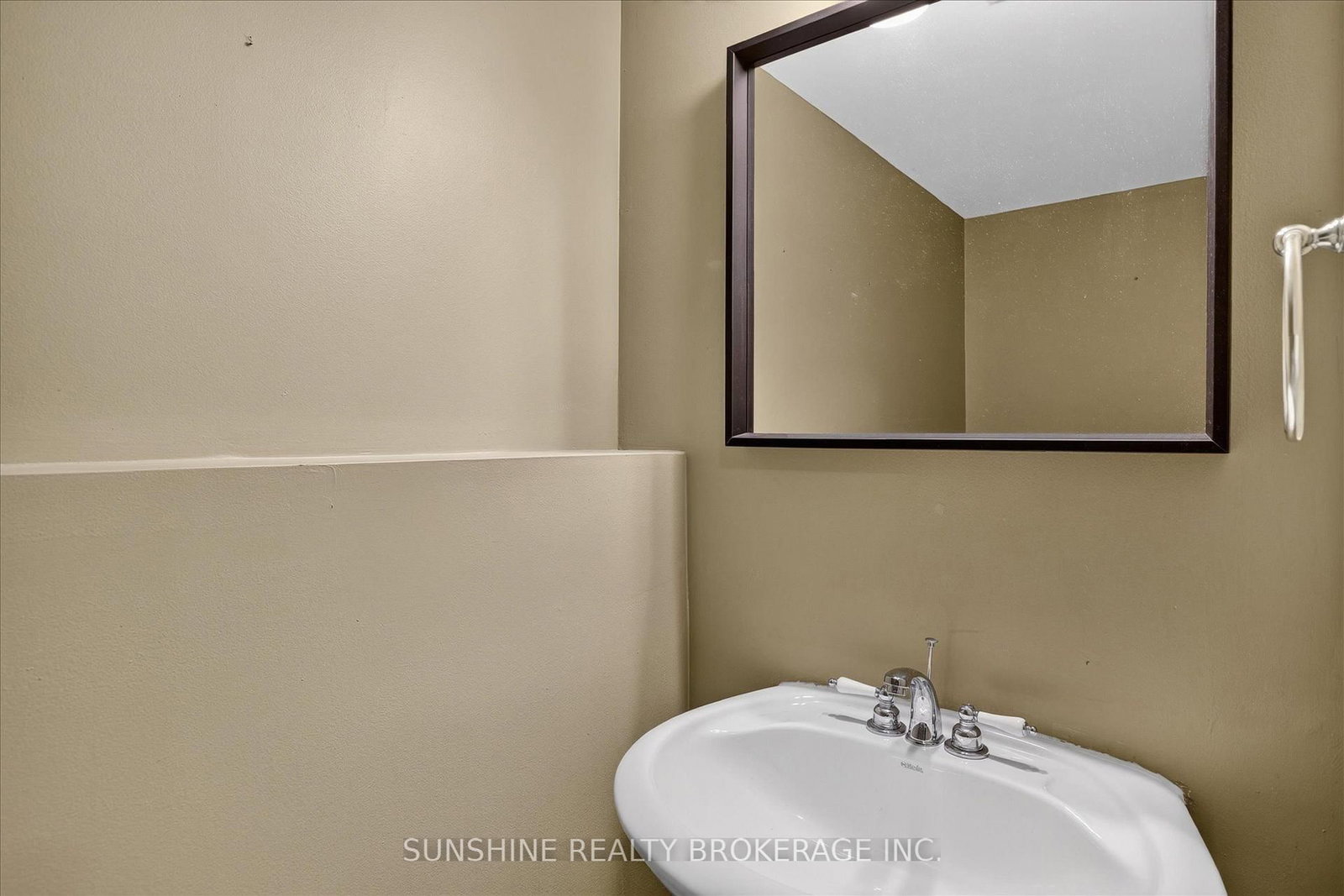 254 TOBIN Court • Peterborough, ON photo 27
