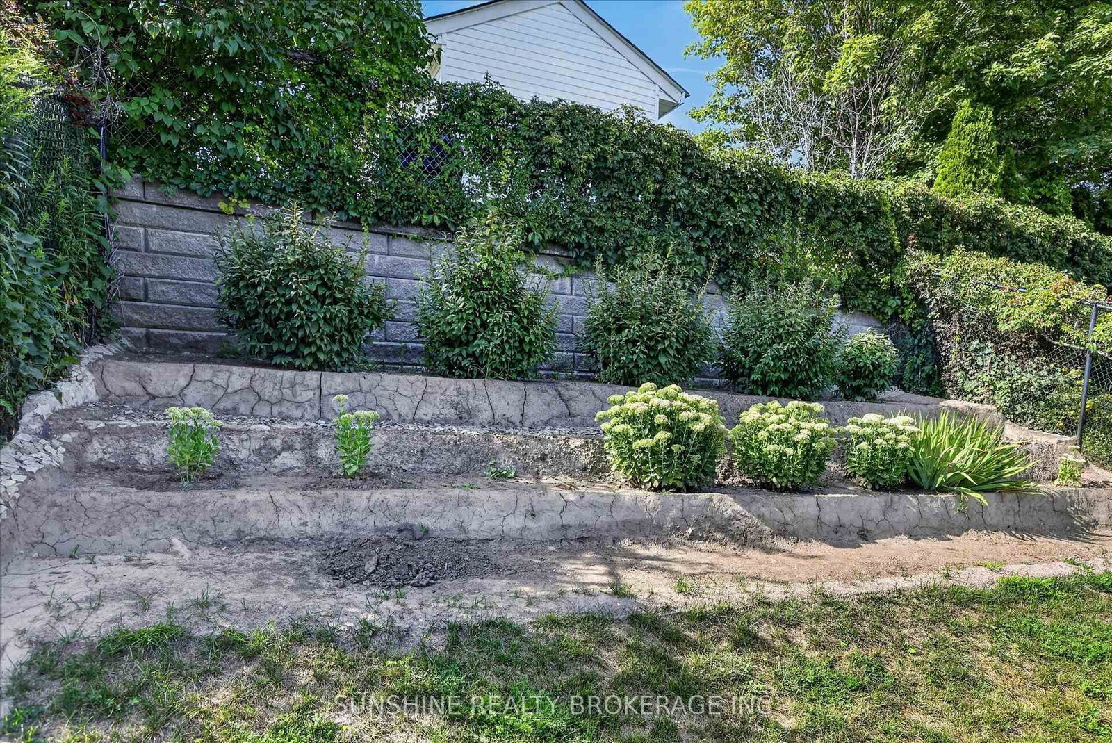 254 TOBIN Court • Peterborough, ON photo 35