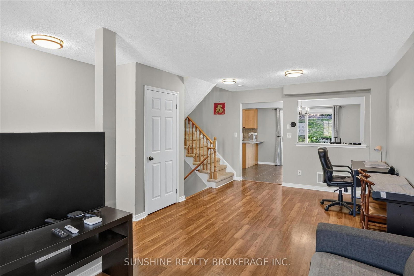 254 TOBIN Court • Peterborough, ON photo 6