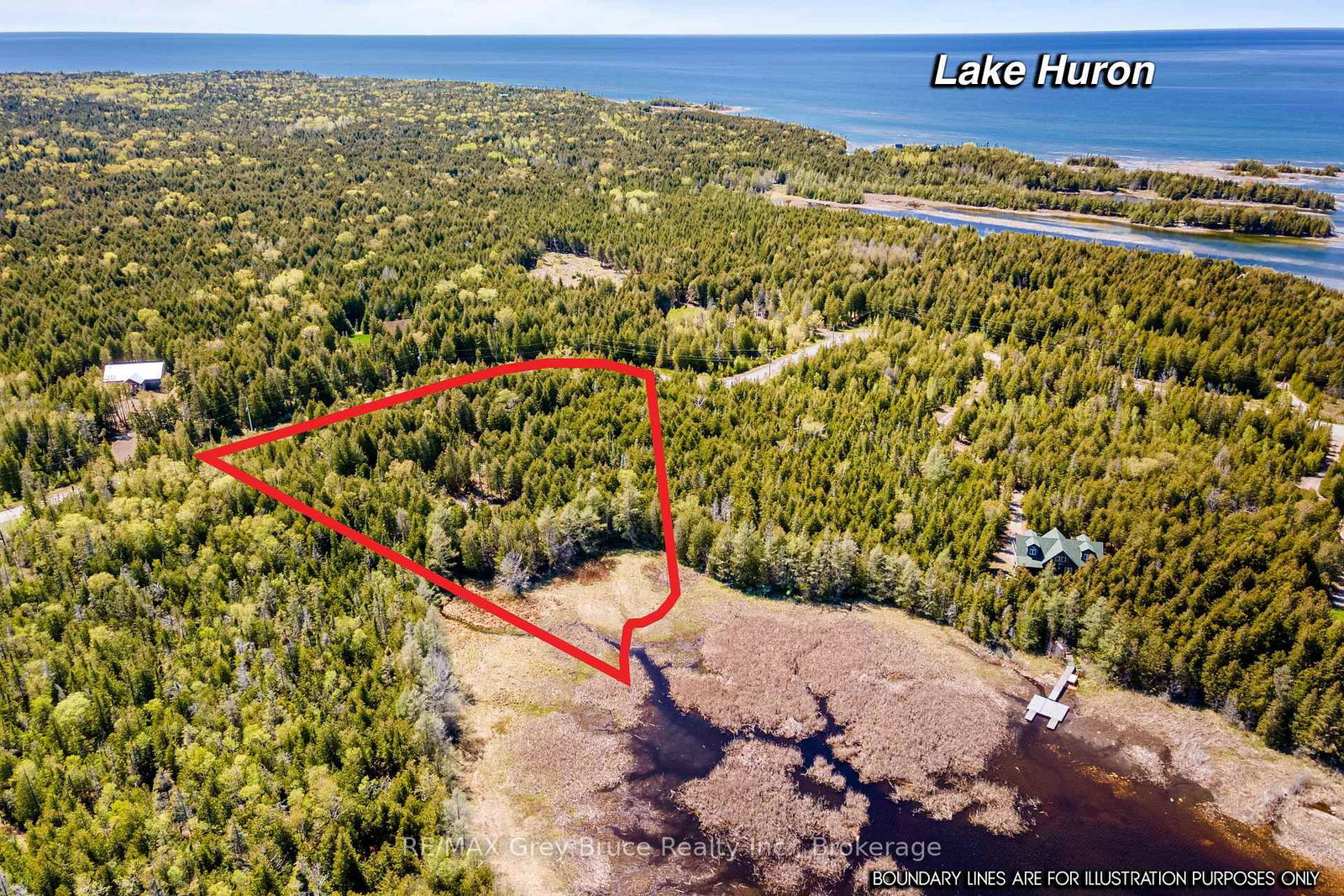 228 COREY Crescent • Northern Bruce Peninsula, ON photo 6