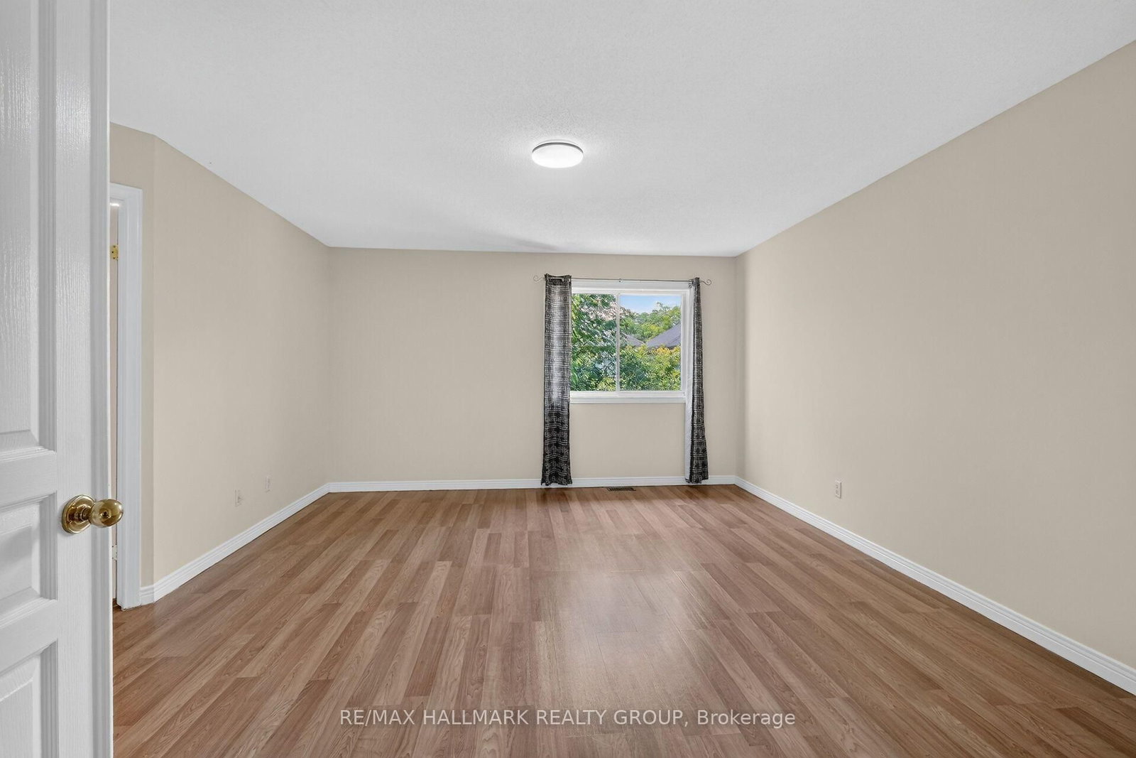 24 Gray Crescent • Ottawa, ON photo 23