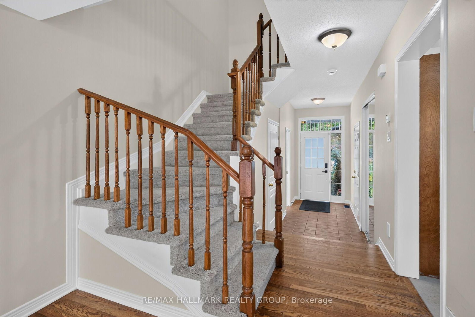 24 Gray Crescent • Ottawa, ON photo 5