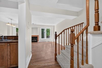 24 Gray Crescent • Ottawa, ON photo 8